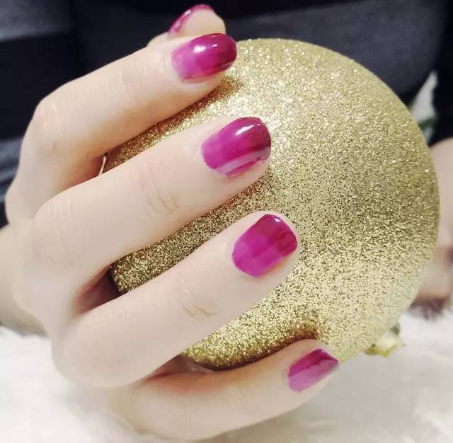 diy美甲法式,diy法式美甲