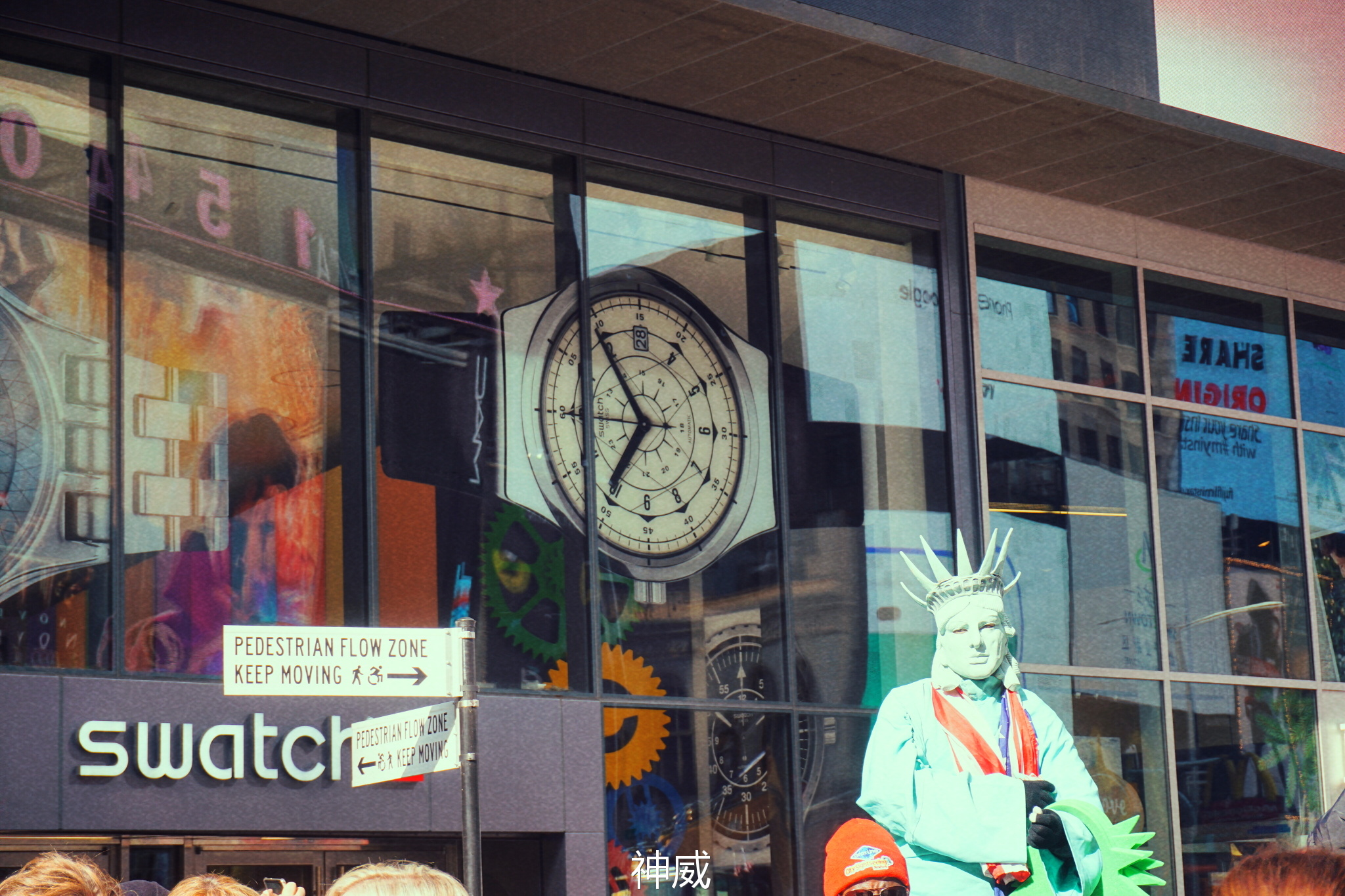 神会玩|XOXO，绯闻纽约的168小时享乐进行时