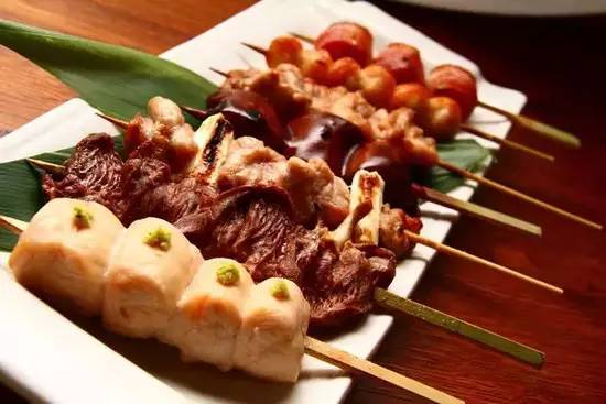 首尔、东京的街头美食每天都在拿钩子勾我，尤其这几家！