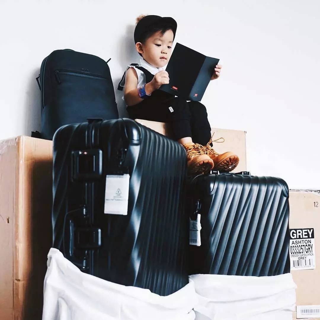 旅行时不累的行李箱,去旅行的前一天晚上整理行李箱