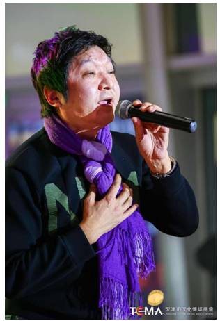 台前幕后多花絮,台前的演出幕后的花絮