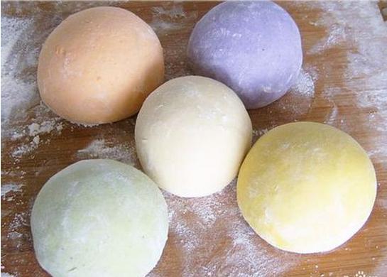 怎么和面能让水饺面更筋道,怎么给饺子和面