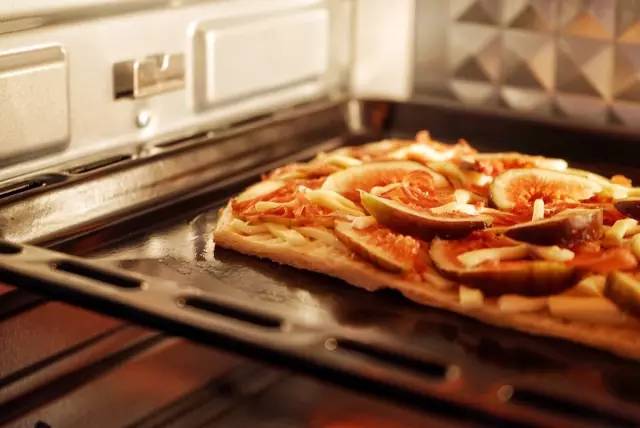 浜彈姘存灉鐢樼敎,浜彈鏃犺姳鏋滃甫鏉ョ殑鐢滆湝