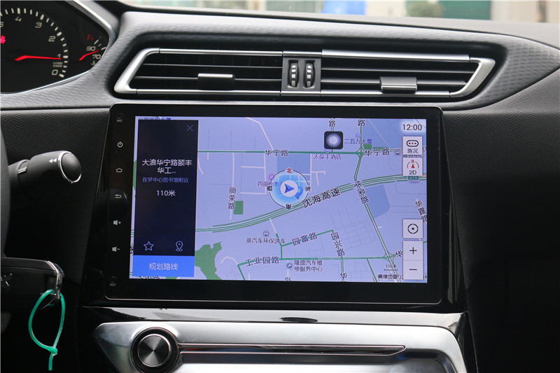 标致308改畅影10.2寸横屏机，2017就这么任性