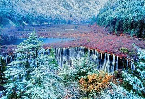 春节旅游九寨沟人多吗,春节自驾九寨沟危险吗