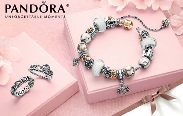 掉进盒子里的东西,掉进海绵宝宝的洞里