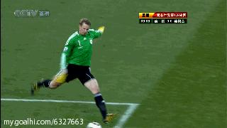 c罗足球场上搞笑瞬间,c罗训练打远角尴尬瞬间