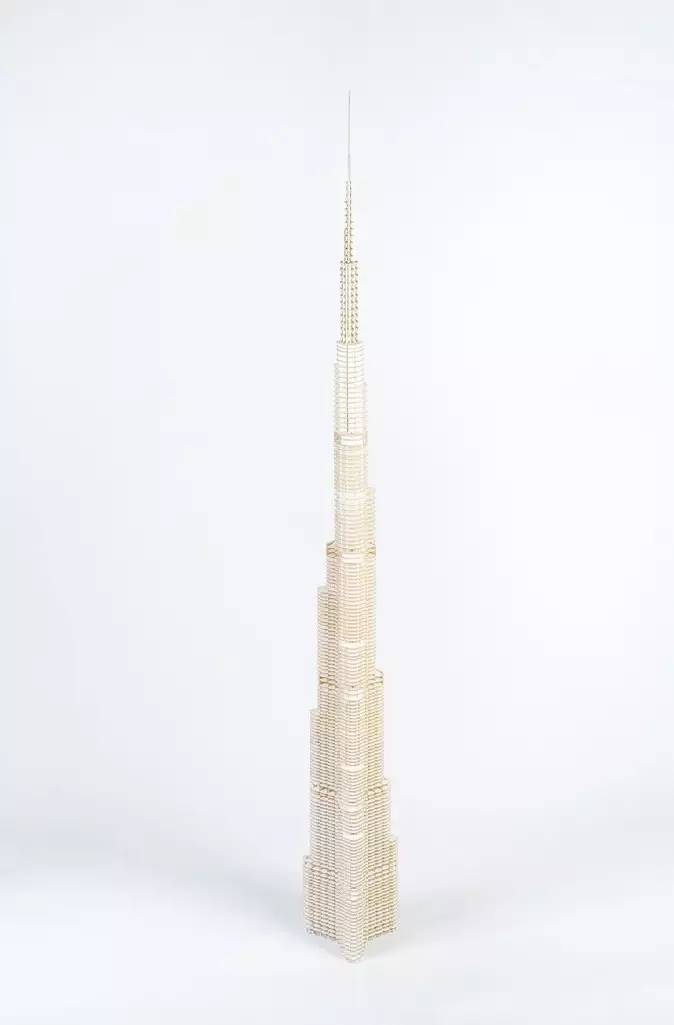 摩天大楼的浪漫 (浪漫的摩天大楼)