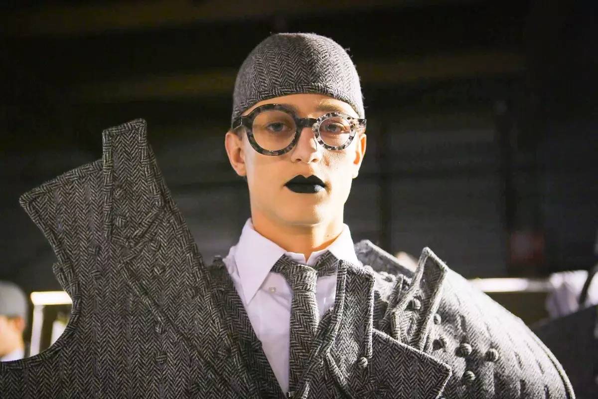 thombrowne,thombrowne金色扣子