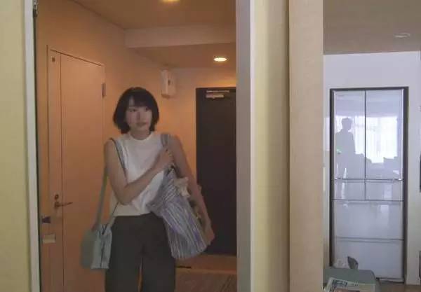 你们看日剧时都只看脸，却没看到16年这三大热门包款！