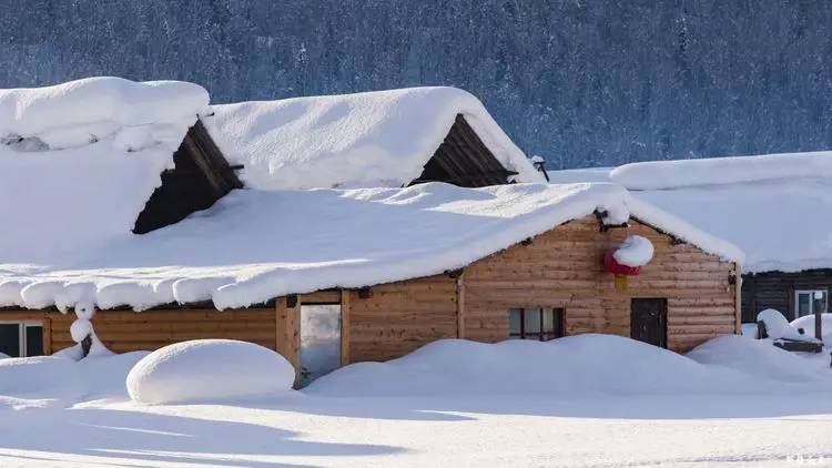 最新喀纳斯禾木视频,新疆喀纳斯禾木冬天视频