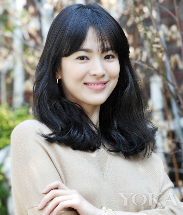 给他一个甜蜜的吻!情人节粉唇怎样不出错?