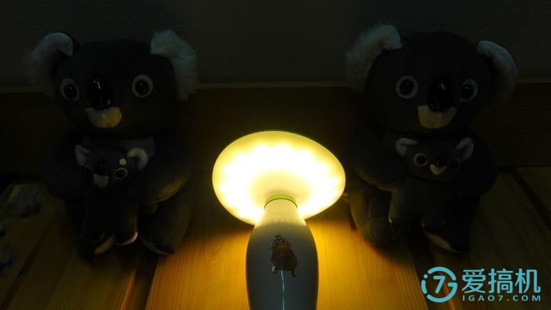 虫虫派智能语音灯：小可蚁语音操控灯，真的是非常“小可以“