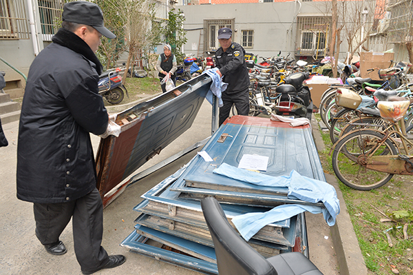 上海地下室出租,上海一小区查封