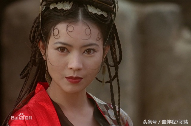 香港无线“九龙女”当初何其芳华绝代，如今梅姑陨落，其他隐退！