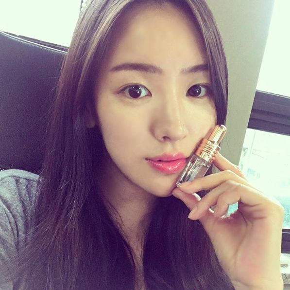 丰唇一次性神器,丰唇神器外国女生原视频