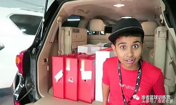 14岁迪拜男孩花200万买球鞋，叔叔阿姨你们穷爆了！