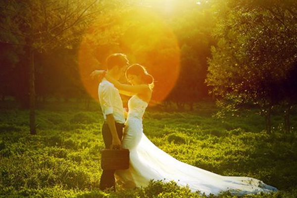 十二生肖子鼠和什么属相最相配,十二生肖鼠的最佳婚配属相