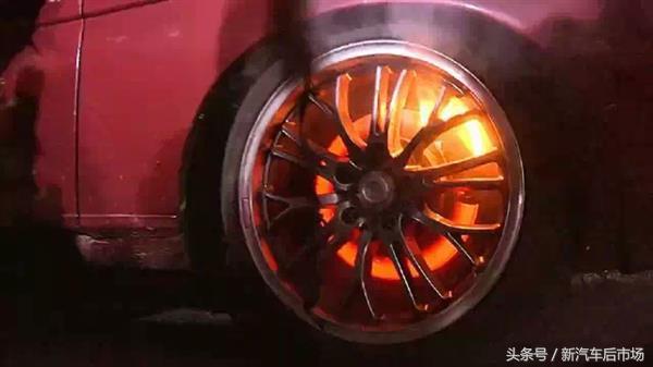 刹车失灵的原因会有哪些,自动挡刹车失灵是什么原因