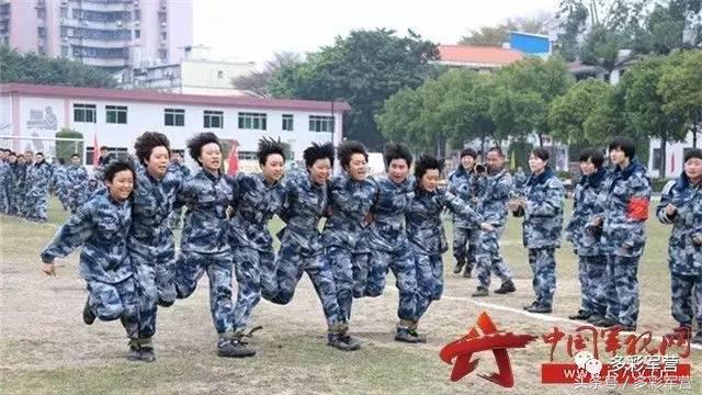 多彩军营战友,多彩军营