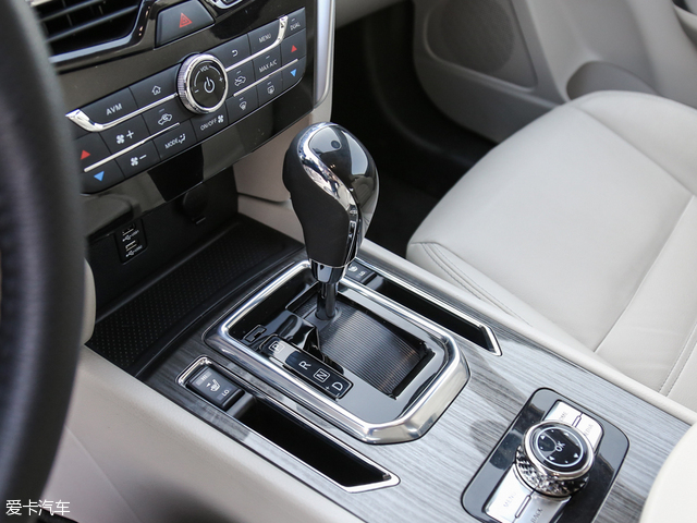 星光熠熠2016年那些被明星加持的新车