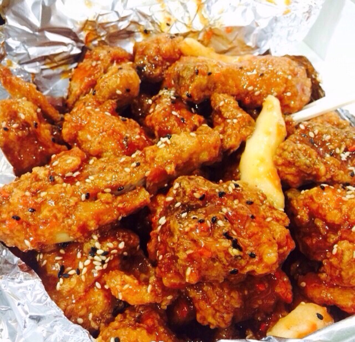 卖1000个鸡能赚多少钱,卖鸡一年赚300万