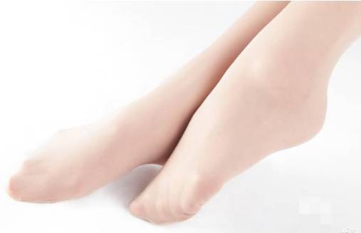 笤帚扫地粘头发怎么解决,扫地扫把缠头发怎么办