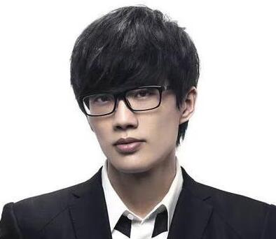 闲来无事聊下一句,曾经火遍大街小巷的网络歌曲