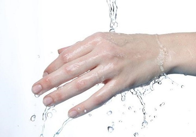 大面积烫伤掉皮了怎么处理好得快,被烫伤怎么处理最快最有效