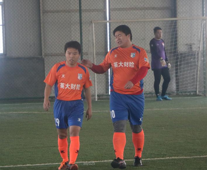 *安泰**足球本周最闪亮的明星，4分钟帽子戏法，帅爆了