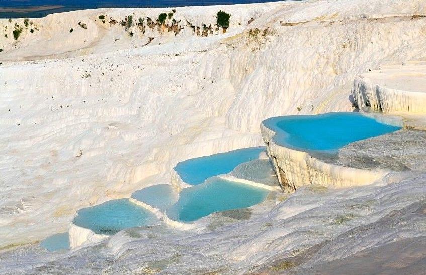 日本第一绝美温泉,日本温泉猴子