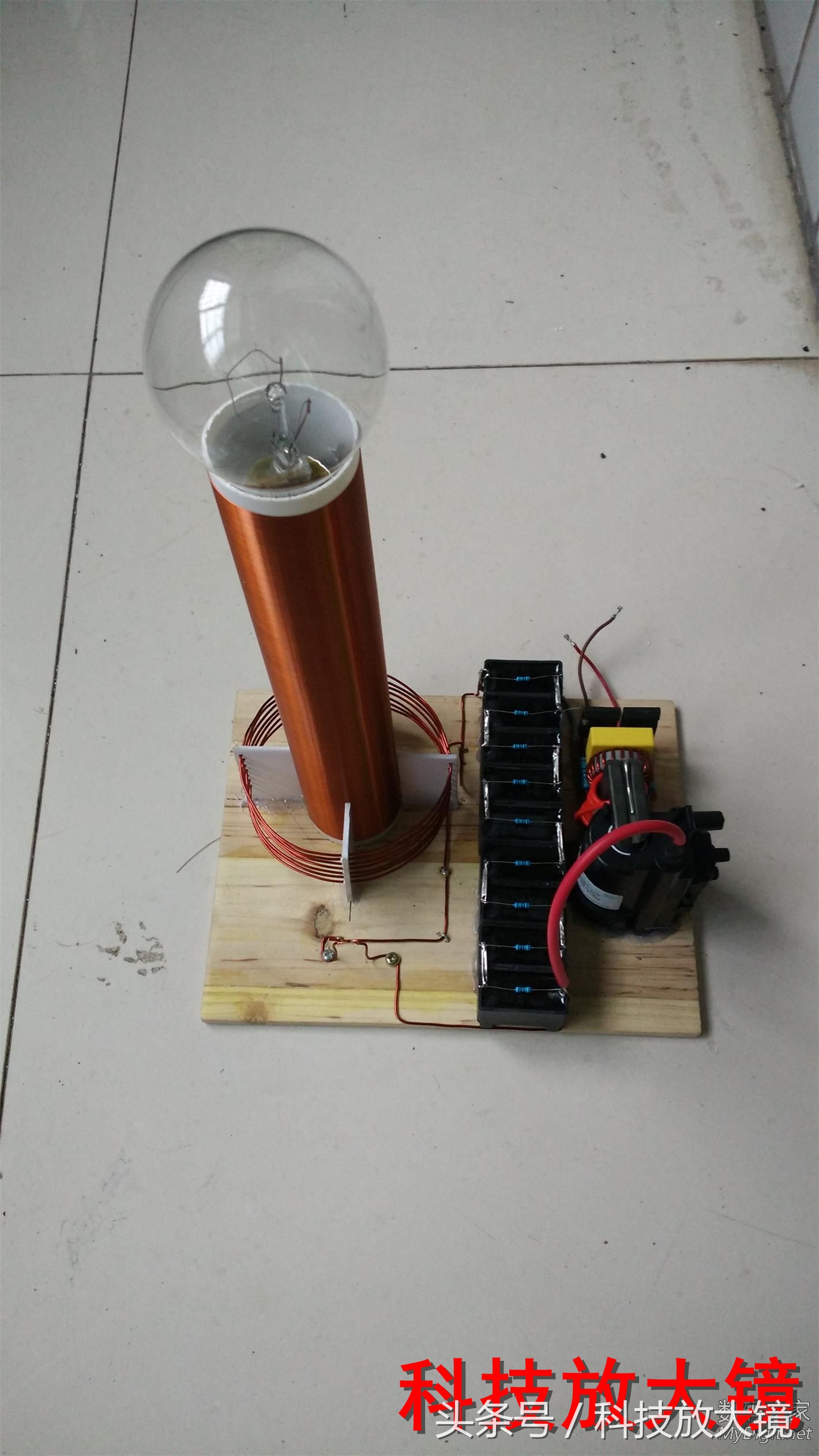 特斯拉线圈闪电制作教程,特斯拉线圈人造闪电原理及制作