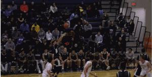 那个手指中场线投三分的装逼少年,昨天轰下了92分!