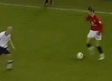 足球场上的超强进球,足球场上过人名场面