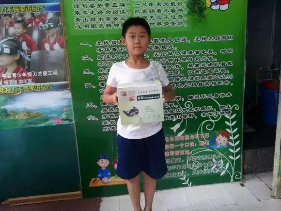 儿童戴眼镜能治好近视吗,有小孩子治疗近视的仪器吗