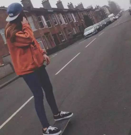 滑板必会的十个动作,滑板新手课堂