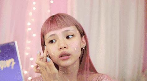 大学生日常裸妆、淡妆应该怎样画？