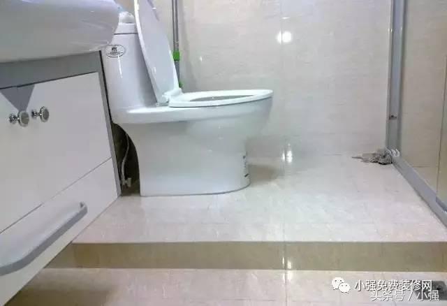 马桶移位后地漏流水不畅怎么解决,马桶移位水管挖深了怎么解决