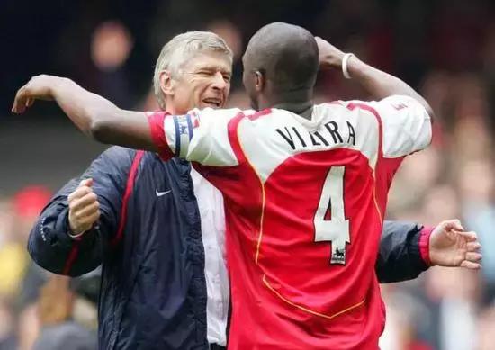 阿森纳铁血队长维埃拉,铁血领袖