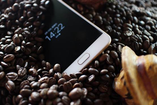 ov低端机怎么样,三星c7pro