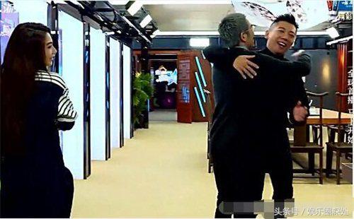 执着了13年却冷响应田馥甄为什么始终不愿意接受优秀的JJ