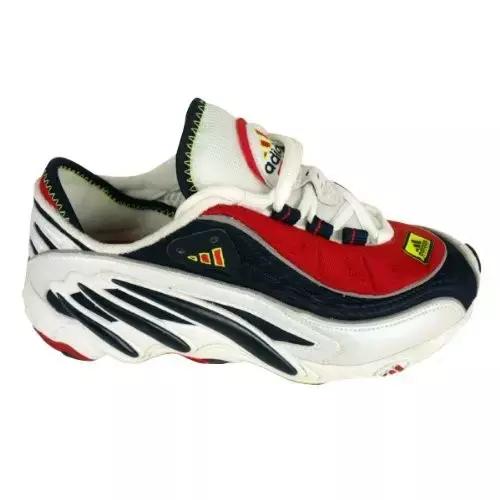 yeezy最后一款鞋,这双鞋又惊艳了谁的岁月