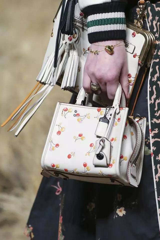 美国纽约买coach,coach美国靠谱代购