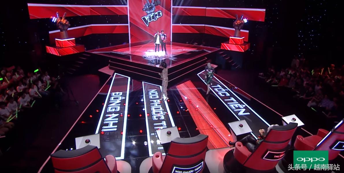 中国人在越南好声音唱歌震撼全场,越南好声音四位导师