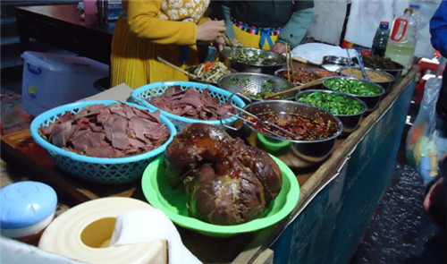 桂林阳朔西街值得吃的,桂林阳朔景区有什么好吃的