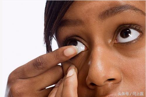 佩戴隐形眼镜有什么注意事项,隐形眼镜佩戴注意事项