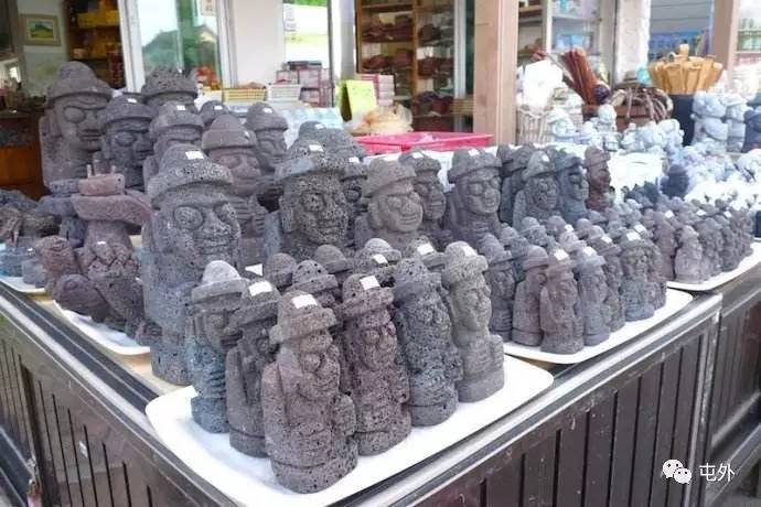 为何这个貌似丁丁的物体，可以成为小岛的守护神？