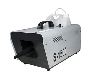 电影中带有雪景的场面怎么拍的,电影中的雪是如何拍摄的