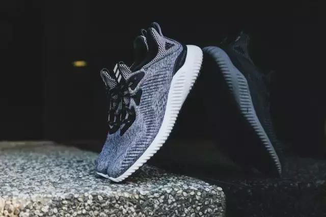 2017性价比最好的几款球鞋,今年最推荐的年度最佳球鞋