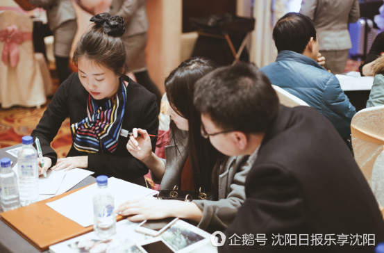 沈阳巴黎婚纱旅拍婚照,巴黎婚纱婚博会